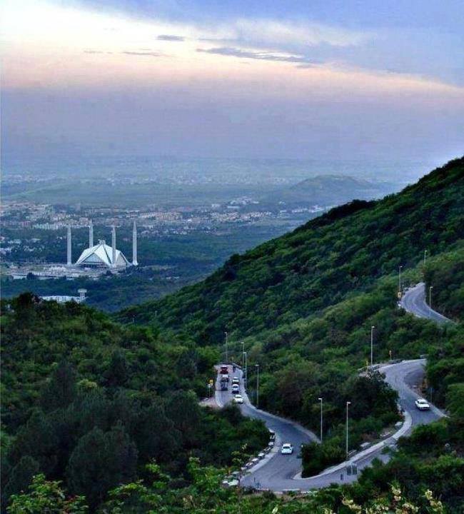 Beautiful view of Faisal Mosque from Margalla Hills