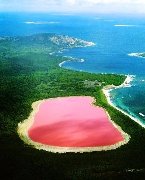 Lake Hillier, Australia