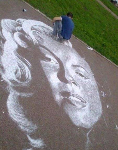 A pretty cool chalk painting
